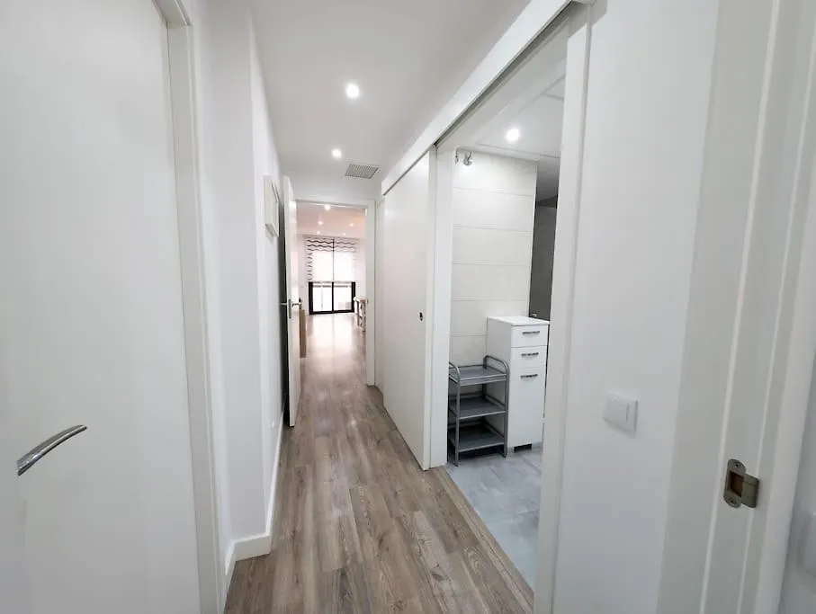 New Flat In The Centre, 10 Min From Bcn Airport Apartment Cornella de Llobregat Spain