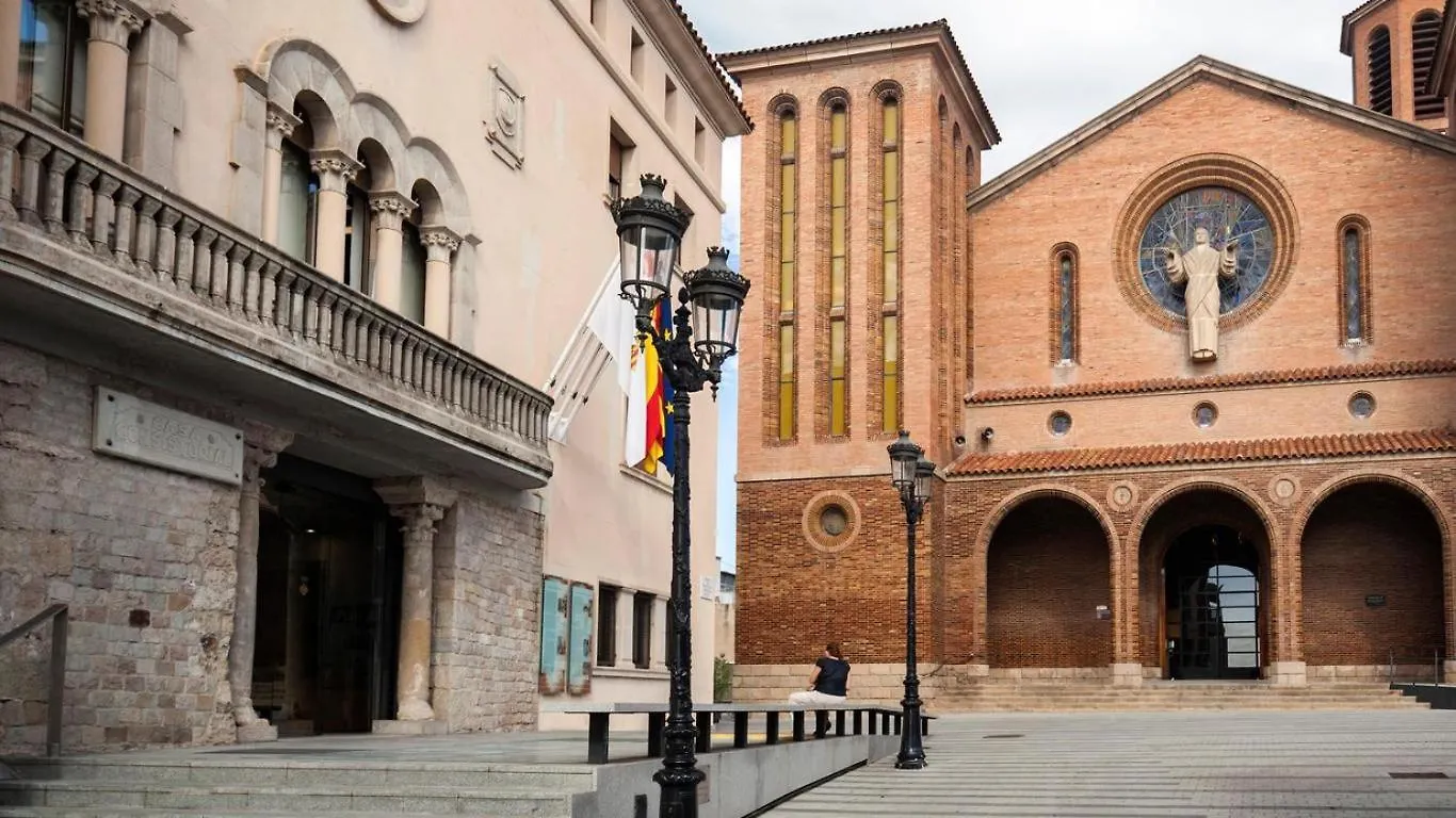 New Flat In The Centre, 10 Min From Bcn Airport Apartment Cornella de Llobregat