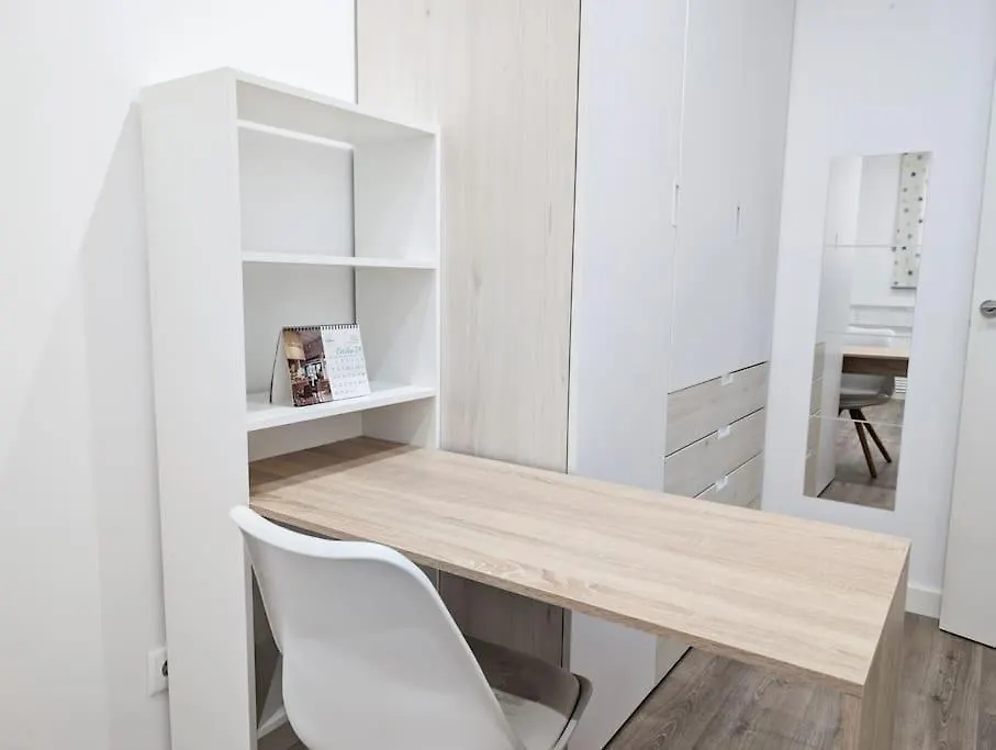New Flat In The Centre, 10 Min From Bcn Airport Apartment Cornella de Llobregat