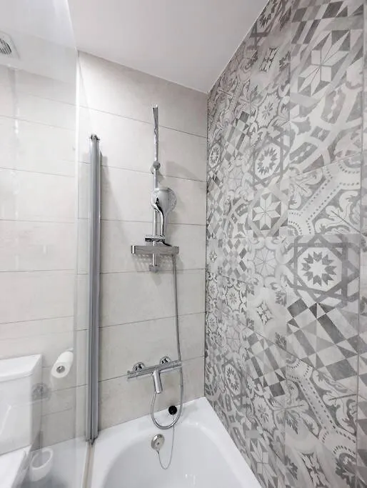 New Flat In The Centre, 10 Min From Bcn Airport Apartment Cornella de Llobregat Spain