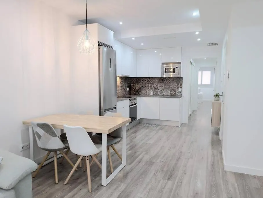 New Flat In The Centre, 10 Min From Bcn Airport Apartment Cornella de Llobregat Spain
